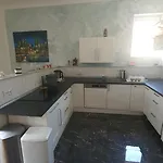 Ressel Mansion Apartment Bitterfeld-Wolfen